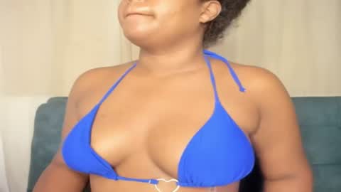 Snapshot of carolinnagomez chatting on 07/07/26, 11:14 Caro online show from 07/07/26, 11:14