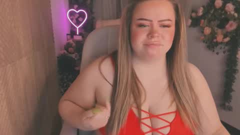 caroll_li online show from 03/07/25, 09:17