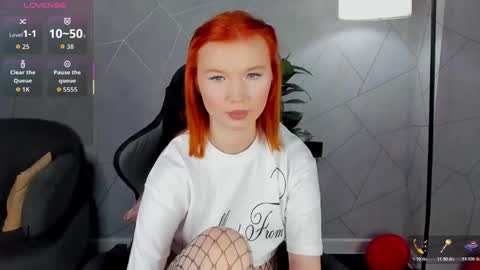 Snapshot of caroll_thompson chatting on 02/28/26, 09:21 Anna online show from 02/28/26, 09:21