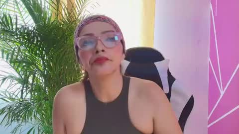 CAROL online show from 06/01/26, 03:14