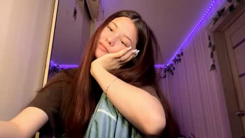 Emma online show from 12/19/25, 07:04