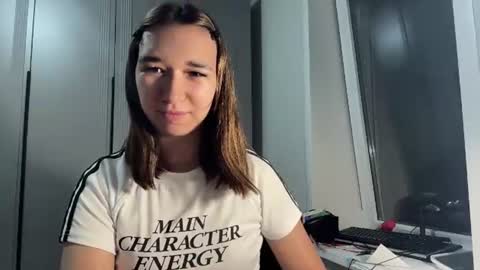 Sara online show from 07/26/26, 05:53