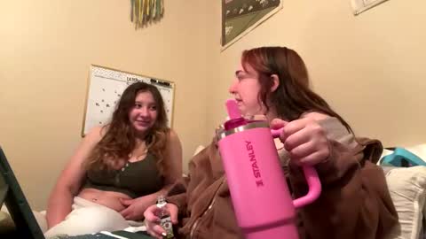 carpetmunchers online show from 10/08/25, 02:31