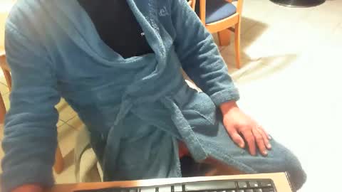 Snapshot of carredegazon chatting on 01/15/25, 09:51 carredegazon online show from 01/15/25, 09:51