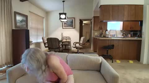 carrie_linn online show from 06/05/26, 07:19