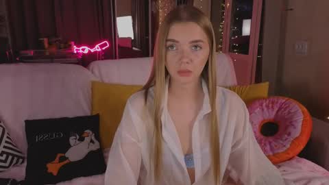 carriebradshawww online show from 04/30/26, 11:20