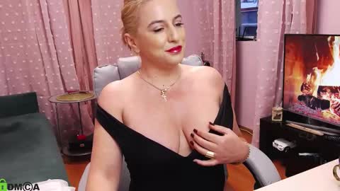 Carrie online show from 02/16/25, 05:26