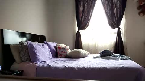 carrilez online show from 11/16/25, 07:19