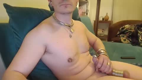 Snapshot of cartier123key chatting on 03/05/25, 08:21 Cartier online show from 03/05/25, 08:21