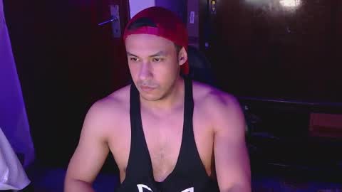 Snapshot of casas_oom chatting on 02/15/25, 07:06 online show from 02/15/25, 07:06