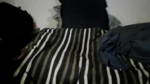 Snapshot of cascadefalls chatting on 01/10/25, 01:41 Cascade not really but sticking with it online show from 01/10/25, 01:41