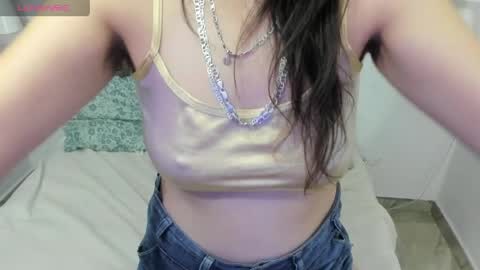 Snapshot of casey_james_ chatting on 04/02/26, 04:10 CASEY online show from 04/02/26, 04:10