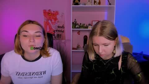 Snapshot of casey_meow_ chatting on 09/24/25, 05:44 casey_meow_ online show from 09/24/25, 05:44