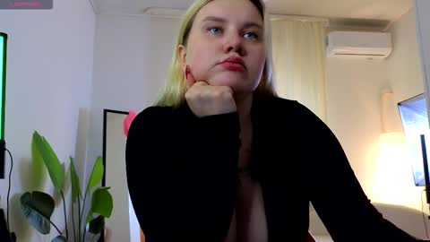 Casey Robbins online show from 10/27/25, 04:38