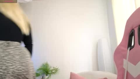 Casey Robbins online show from 11/10/25, 08:02