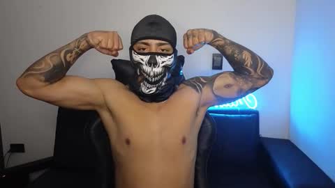 cash_master777 online show from 02/15/26, 01:31