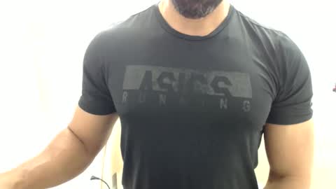 Snapshot of cashmastermuscle77 chatting on 06/10/26, 12:37 cashmastermuscle77 online show from 06/10/26, 12:37