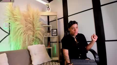 Snapshot of caspermilers chatting on 04/12/26, 12:43 Casper online show from 04/12/26, 12:43