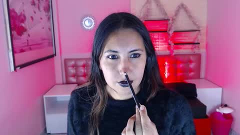 Snapshot of cassandra_ruizz chatting on 10/21/25, 09:15 573215024606 online show from 10/21/25, 09:15