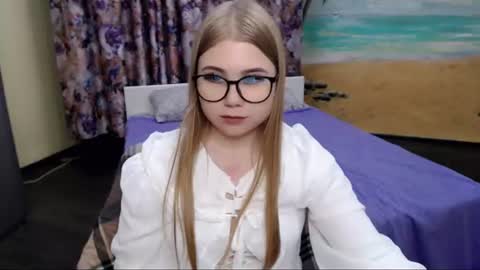 Snapshot of cassandra_shy chatting on 07/14/26, 08:19 Cassandra online show from 07/14/26, 08:19