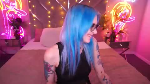 Cassandra online show from 03/11/26, 07:58