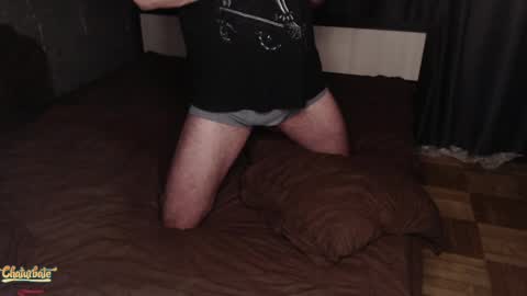 Snapshot of cassandratate chatting on 12/17/24, 01:27 Casey Chris online show from 12/17/24, 01:27