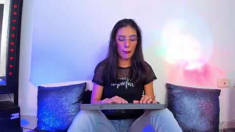CASSEY online show from 06/13/26, 04:32