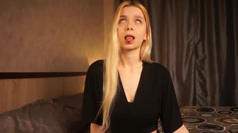 Cassie online show from 01/20/25, 09:22