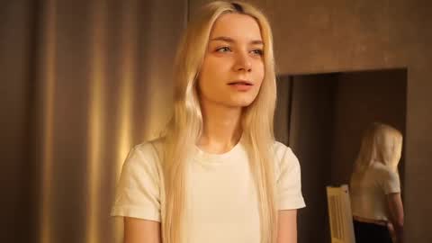 Cassie online show from 02/25/25, 02:44