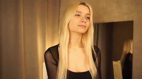 Cassie online show from 03/12/25, 02:45