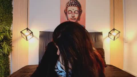 cassie_bloom online show from 12/18/25, 10:05