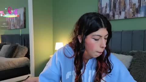 cassie_bloom online show from 05/26/26, 06:59