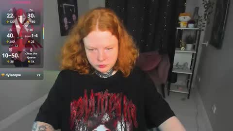 Snapshot of cassie_xkiss chatting on 09/17/25, 08:54 Cassie online show from 09/17/25, 08:54