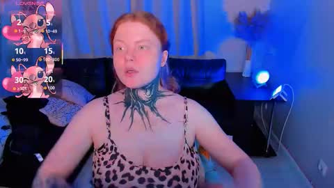 Snapshot of cassie_xkiss chatting on 11/19/25, 08:53 Cassie online show from 11/19/25, 08:53