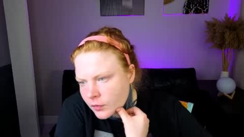 Snapshot of cassie_xkiss chatting on 07/10/26, 08:22 Cassie online show from 07/10/26, 08:22
