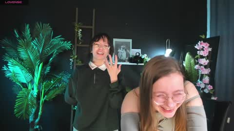 Snapshot of cassiecool chatting on 01/29/25, 02:51 assie online show from 01/29/25, 02:51