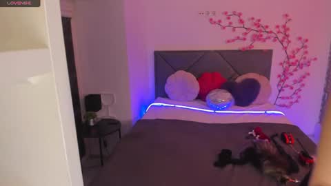 Snapshot of cassieevanss chatting on 07/11/26, 05:43 Cassie online show from 07/11/26, 05:43