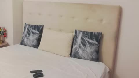 CassieHilton online show from 10/19/25, 07:03