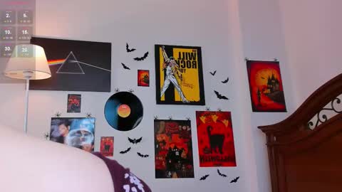 Im Cassie3 online show from 11/07/25, 08:14