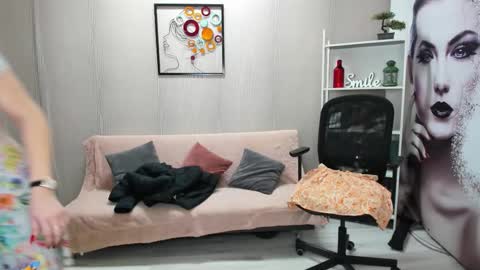 CassieJonas online show from 12/22/25, 04:20