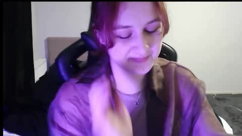 Cassie and Katherine Blonie online show from 02/18/26, 07:10