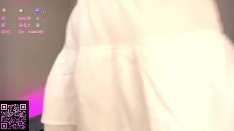 Snapshot of cassies_sandy chatting on 11/26/25, 11:22 cassies_sandy online show from 11/26/25, 11:22