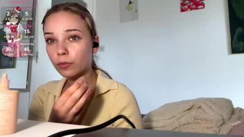 Olivia online show from 05/22/26, 04:12