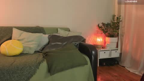  cassandra  online show from 03/12/25, 10:07