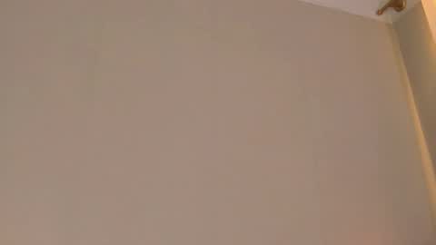  cassandra  online show from 09/16/25, 06:09