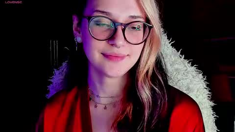 Snapshot of cassy_moore chatting on 02/20/25, 09:31 Ellie online show from 02/20/25, 09:31