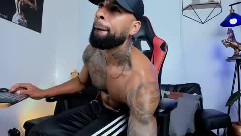 Snapshot of casticatheking chatting on 03/01/25, 12:50 Matheo Brown online show from 03/01/25, 12:50