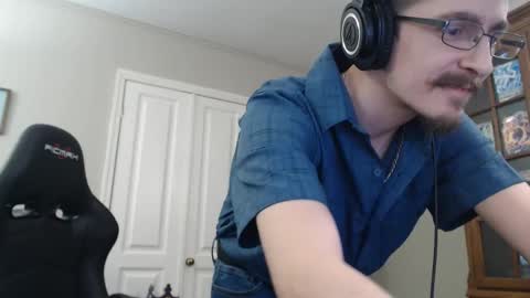 Snapshot of casuallycorrupt chatting on 11/20/25, 12:55 casuallycorrupt online show from 11/20/25, 12:55