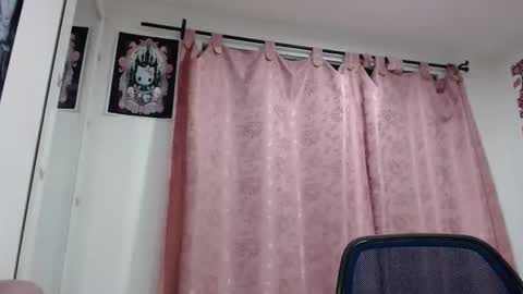 Mila online show from 01/14/26, 05:35