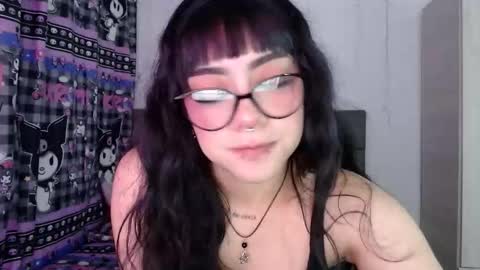 Mila online show from 03/10/26, 07:13